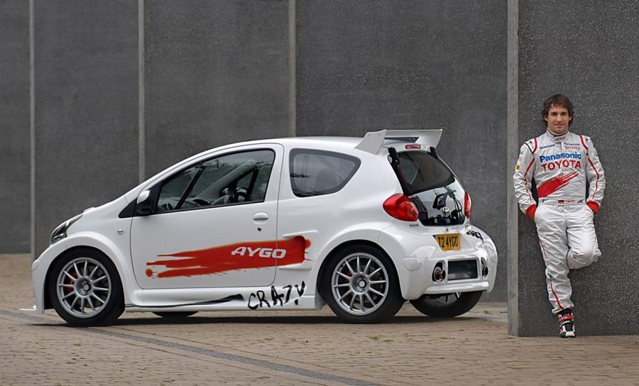  Toyota Aygo Crazy 2008 года  (фото 5 из 16)